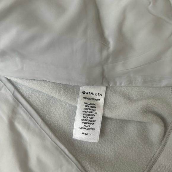 Athleta Rock Ridge Primaloft Vest in Moonlight Grey Blue Silver - Size XXS - Picture 8 of 13